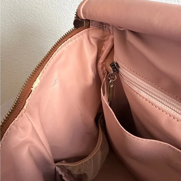 La Mere Vegan Leather Backpack Original - Picture 9 of 13